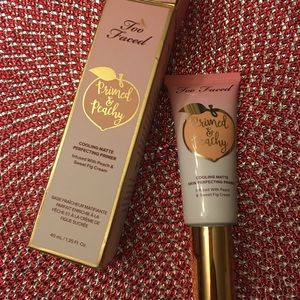 Too Faced Primed and Peachy perfecting primer